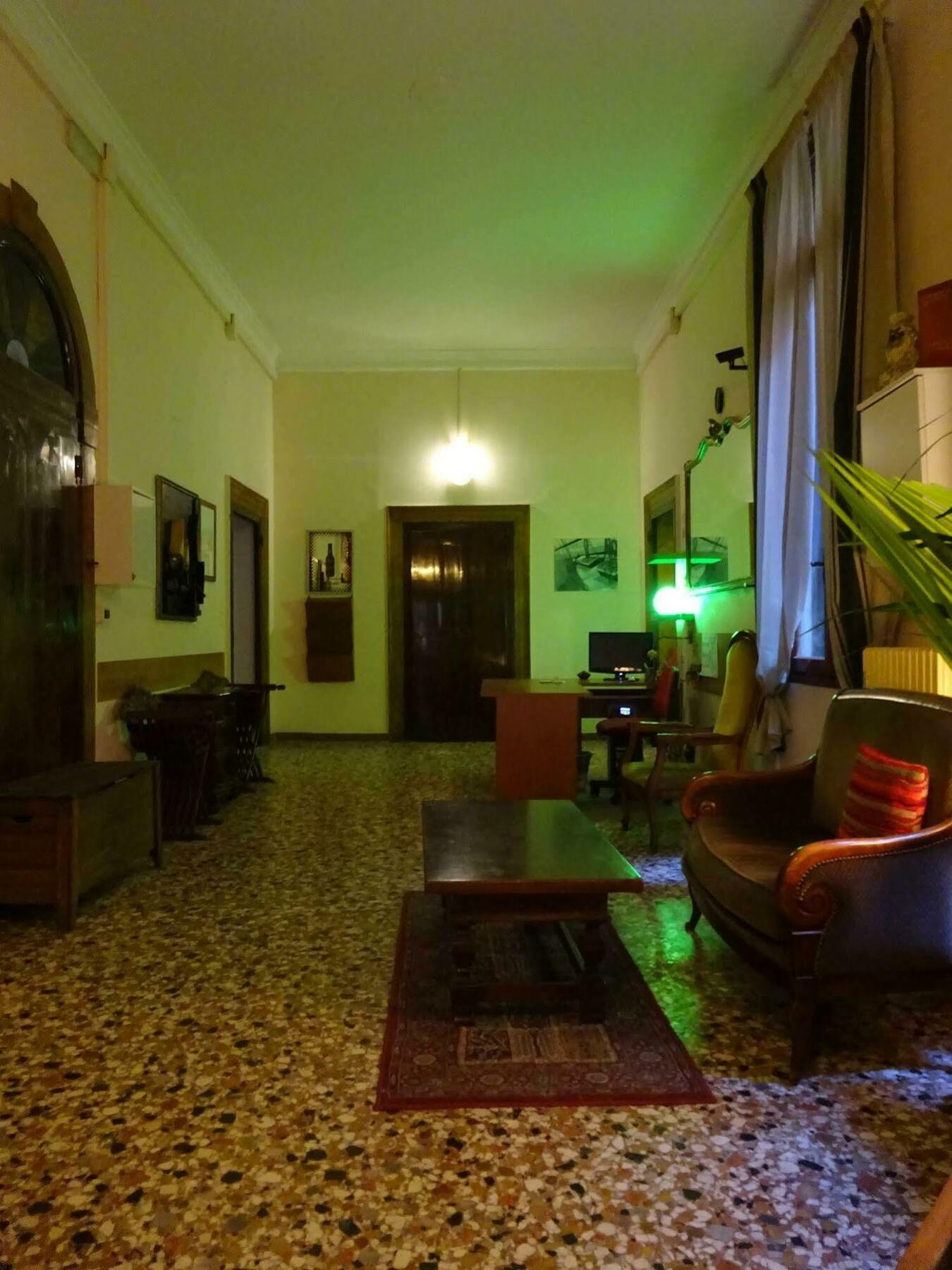 Youth Venice Palace Exterior photo